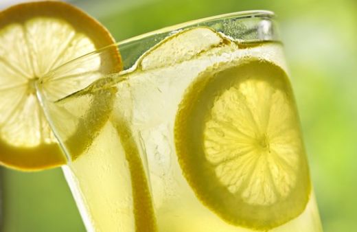 Ilık Su Limon Özellikleri ve Faydaları Nelerdir?